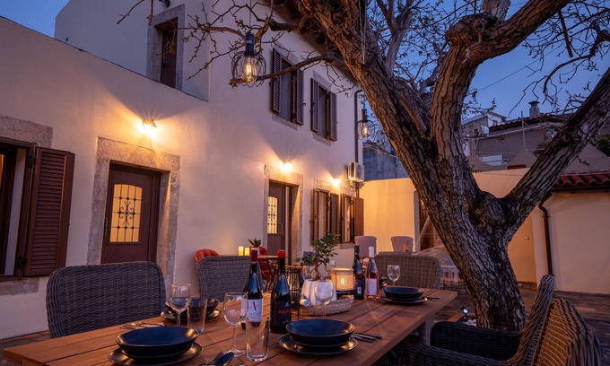 Archanes Villa | Walnut tree villa Archanes