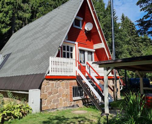 Neuhaus am Rennweg House | Wanderhütte Zum Bernhardsthal