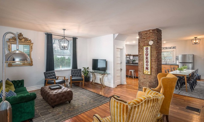 Tyler Park House | Wanderlust - Hot tub/fire pit - Location!