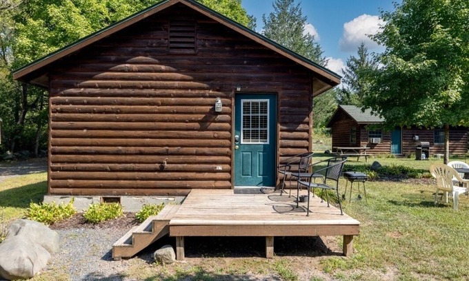 Almelund Resort | Wannigan Point Resort!