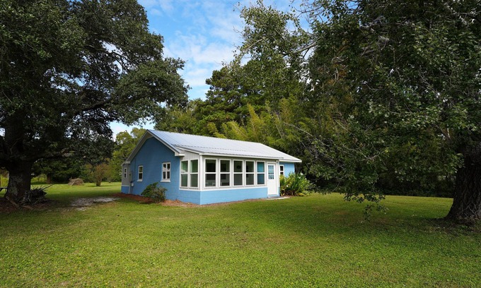 Beaufort House | Ward Creek Cottage Down East