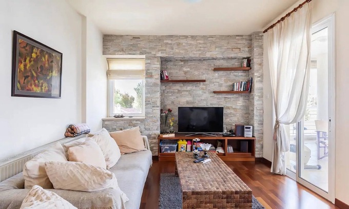 City Centre Apartment | Warm Residence in the heart of Nicosia City Center - Balcony & view