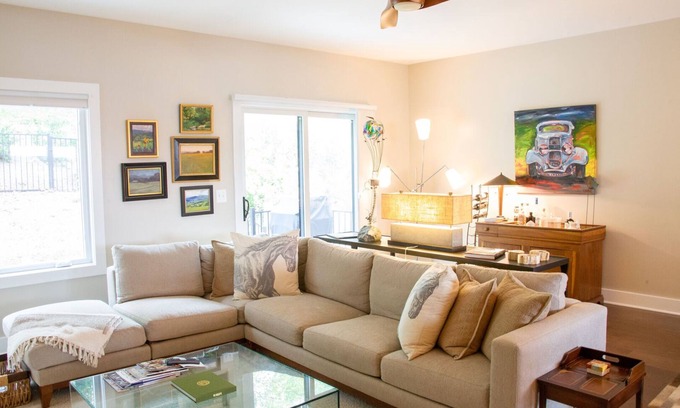 Ridge St. House | Warner House | Charming Home in Belmont- walk Downtown