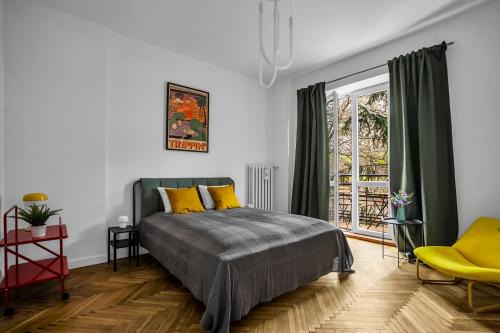 Powisle Apartment | Warsaw Suite near River - 58m2, Metro, Balcony