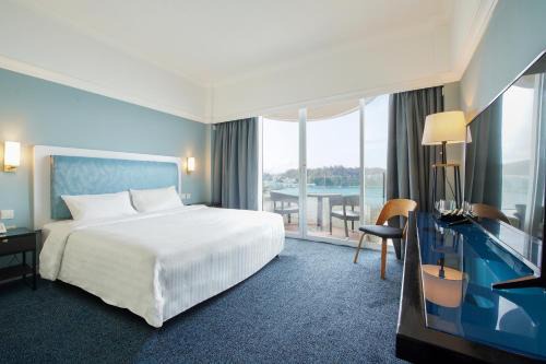 Islands District Hotel | Warwick Hotel Cheung Chau