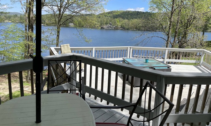 Castleton House | Water front home with large two tiered deck! 2 bathrooms π