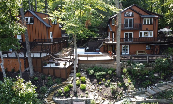 Manassas Cabin | Water Front Spectacular! 40min from Washington DC - 10 Minutes from Manassas