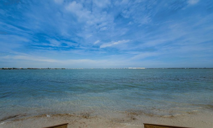 Casa del Mar Condo | Water View Beach Paradise Condo @ Tierra Verde