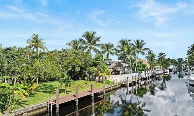 Lauderdale Isles House | Waterfront 2-bedroom house with boat dock & Ocean Access