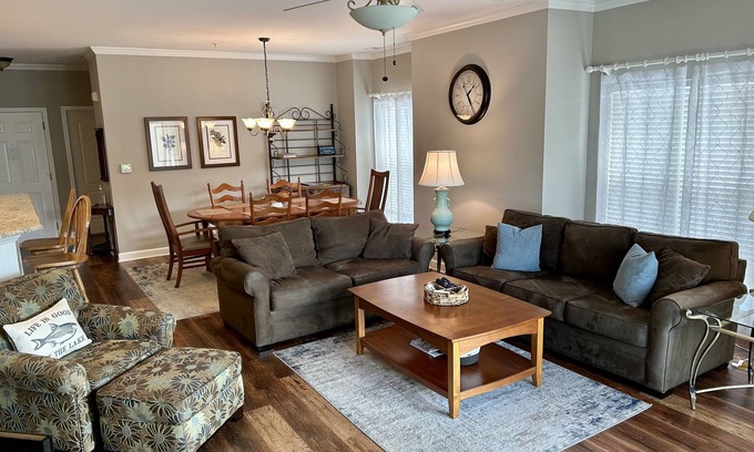 Cornelius Condo | Waterfront 3BR Condo, 1st Floor, Pool and Tennis