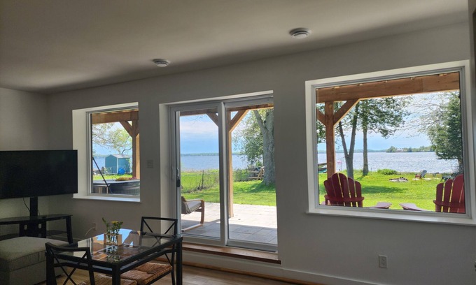 Drummond-North Elmsley Cottage | Waterfront Cottage, Adults' Retreat, Private. To Do: Fish Hike Kayak Canoe WiFi