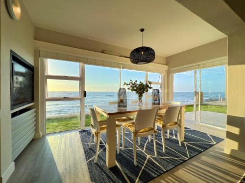 Vineta House | Waterfront Edge B5