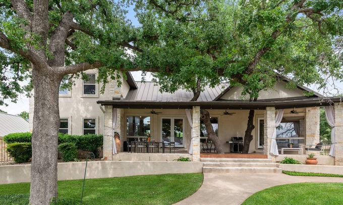 Horseshoe Bay West House | Waterfront Home | Boat Slip | Spacious Outdoor Patio | Fenced Yard