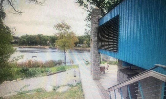 Brighton House | Waterfront House. Minutes to Legacy Center; 25 minutes to the Big House!