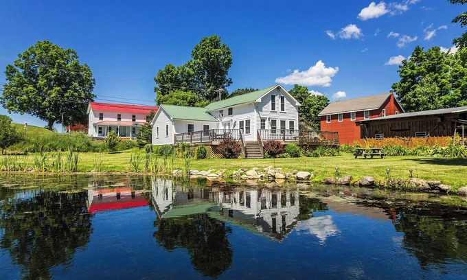 Cossayuna Other | Waterfront Modern Farmhouse with WiFi near Saratoga Track, Vermont and more!