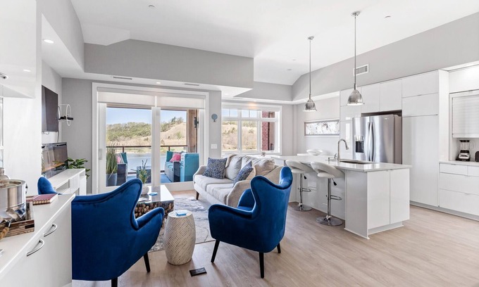Grand Haven Condo | Waterfront, Musical Fountain, Lake MI views, luxury condo downtown