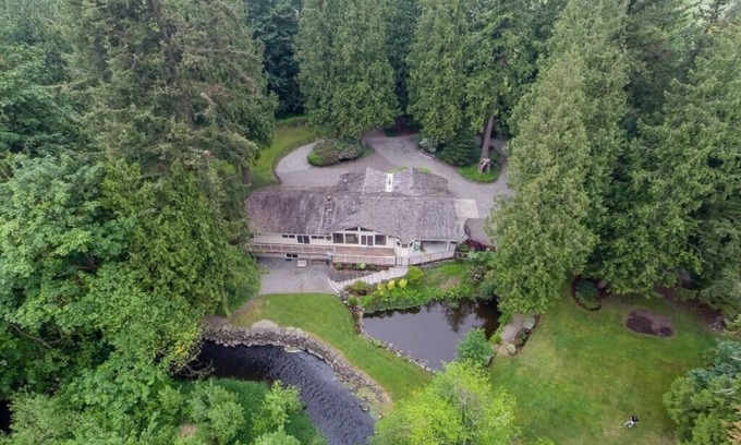 Tacoma House | Waterfront Paradise Home + BBQ + Sauna!