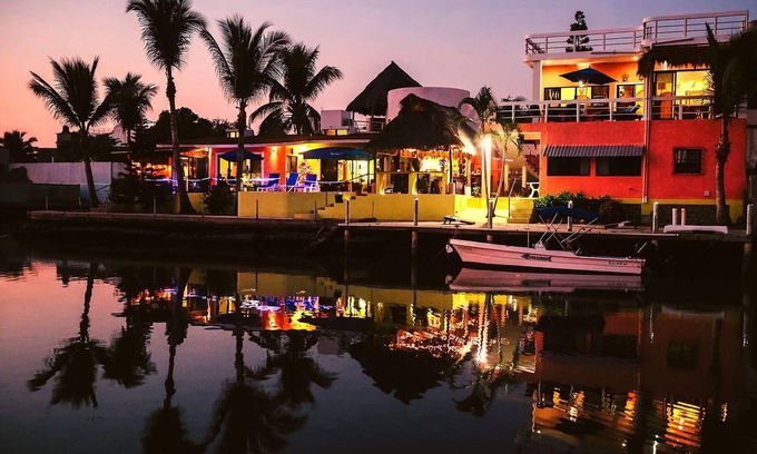 Barra de Navidad Villa | Waterfront.Pool, dock,kitchen, bbq, 8 min to town, Golf cart rentals available
