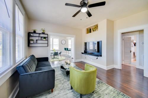 Portsmouth Apartment | Waterfront Portsmouth Apt half Mi to Dtwn and Ferry