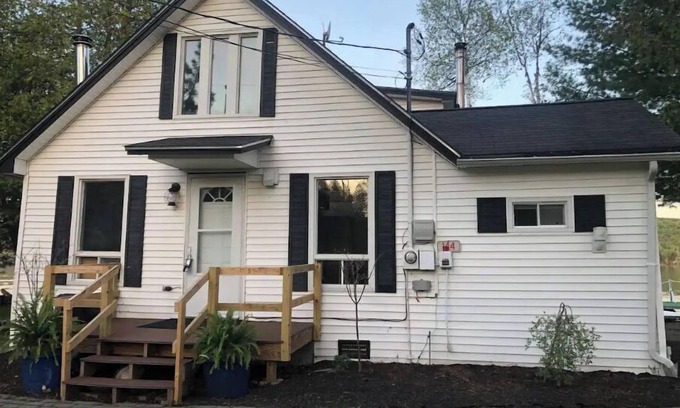 Aroostook Cottage | Waterfront relaxation, 3 bedroom lake house