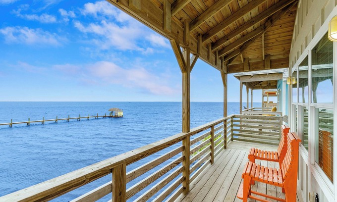 Flour Bluff House | Waterfront, Shared Boat Dock & Pool w/Views | Ariel’s Grotto by AvantStay