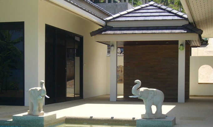 Ban Thalane Villa | Waterside Bay View Pool Villa