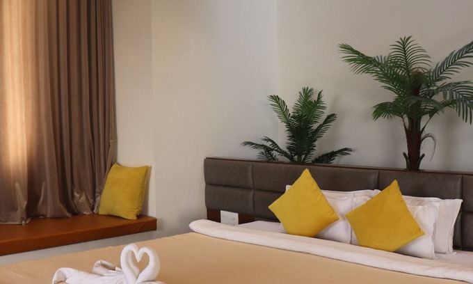 Mahiravani Villa | Waterville by Ebony Stays – Modern 4BHK Villa in Nashik with Vineyard Views
