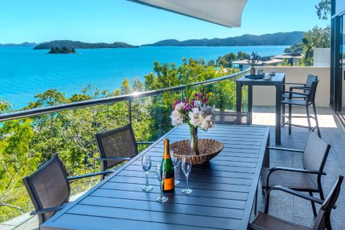 Hamilton Island Apartment | Waves 6 on Hamilton Island by HIHA