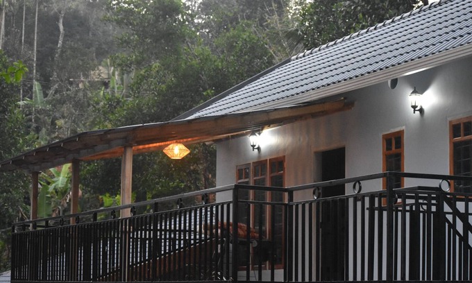 Mananthavady House | Wayanad Homestay in a serene location entire first floor of a Villa with privacy