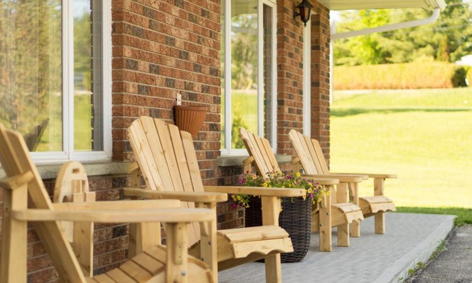Manitoulin District Hotel | Wayside Motel Manitoulin
