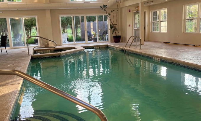 Mayville Hotel | Webb's Year Round Resort