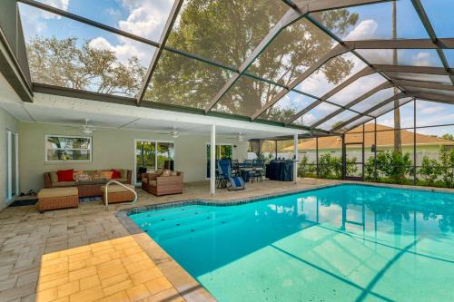 Spring Hill House | Weeki Lake Home with Heated and Cooled Pool, By Disney