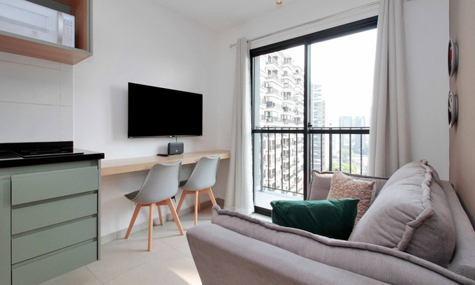 Pinheiros House | Wehome- Complete, charming and great location