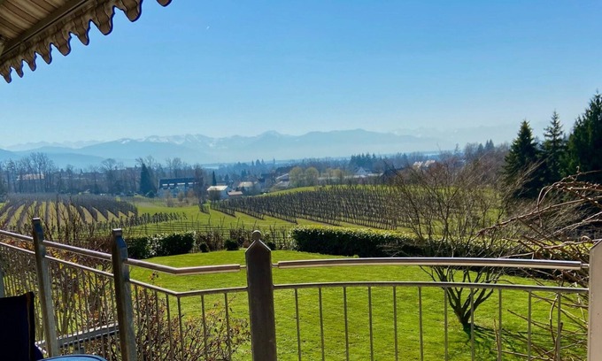 Lindau Apartment | Weinberg Idyll vacation apartment - Fantastic view over vineyards to Lake Constance