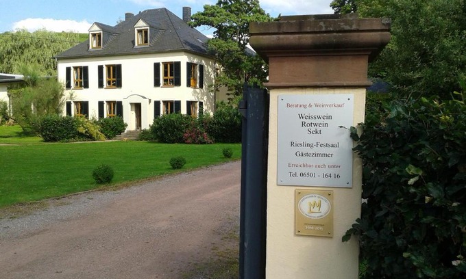 Wiltingen House | Weingut Schmitz-Simon