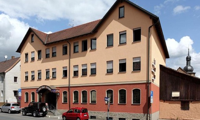 Sand am Main Hotel | Weinhotel Goger