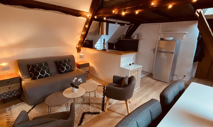 La Cite Apartment | Welcome Aboard ! Studio vue Mer, Cozy et Atypique
