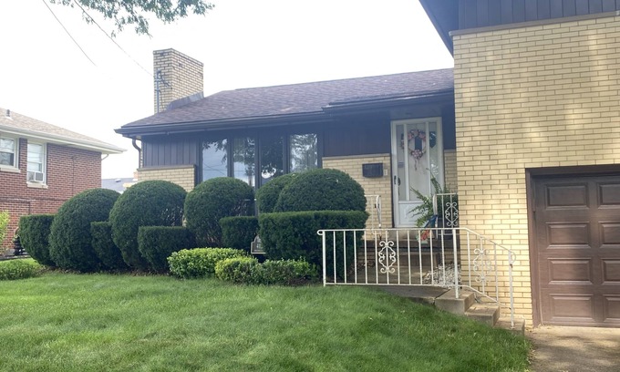 Natrona Bed & Breakfast | Welcome to a haven of comfort and serenity for nature lovers! Right off route 28