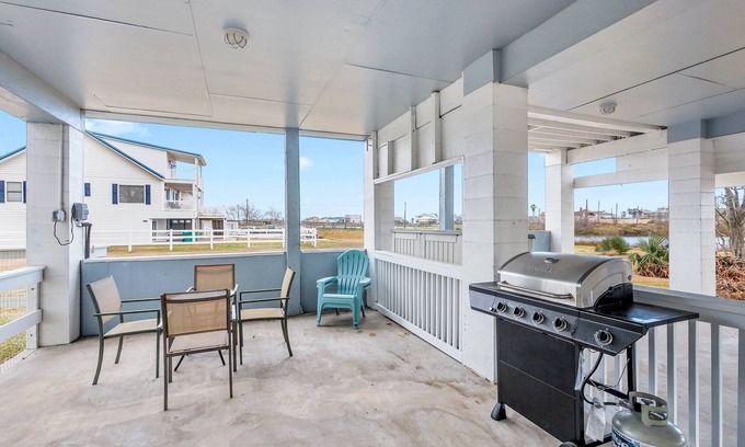 El Lago House | Welcome to Bayfront Bliss!