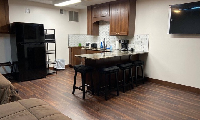Kanopolis House | Welcome to Harker House! nn