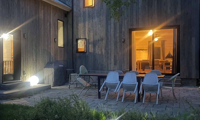Consecon House | Welcome to North Beach Farmhouse!