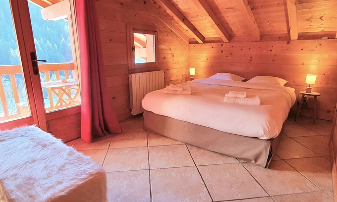 Saint-Jean-de-Sixt Apartment | Welcome to our chalet! Apartment Les Sitelles*