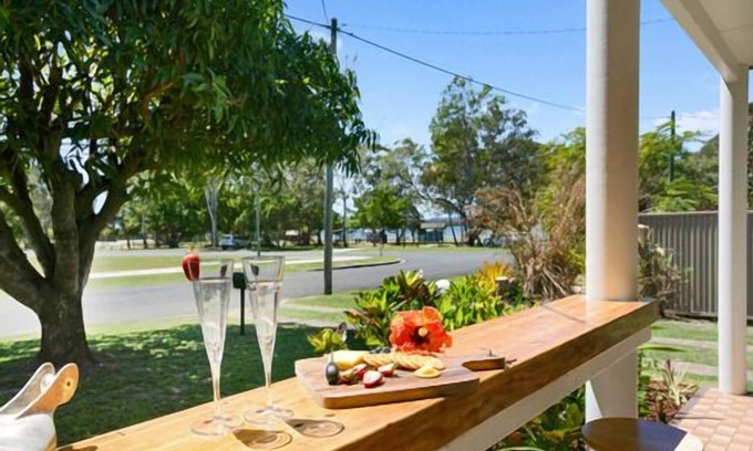 Tin Can Bay House | Welcome to "Soleful"