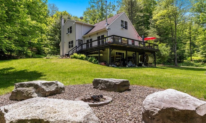 Kerhonkson House | Welcome to the Gunks