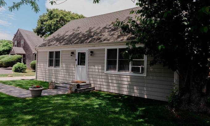 Culloden Shores House | Welcome to The Harbor House