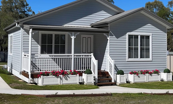 Burpengary House | Welcome to The Inn Between, Your Home Away From Home