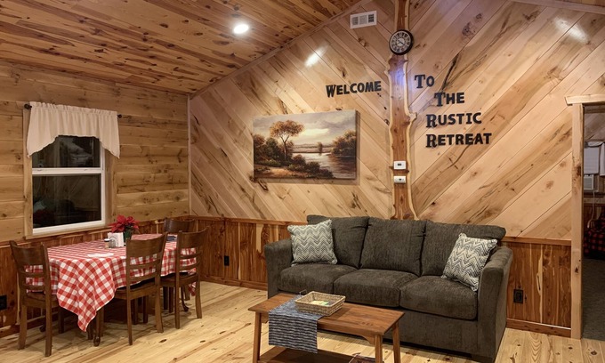 Dundas Cabin | Welcome to The Rustic Retreat where you can rest and relax.