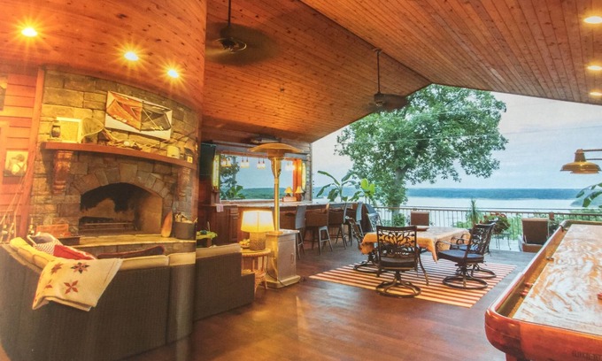 Paradise Hill House | Welcome to The View!