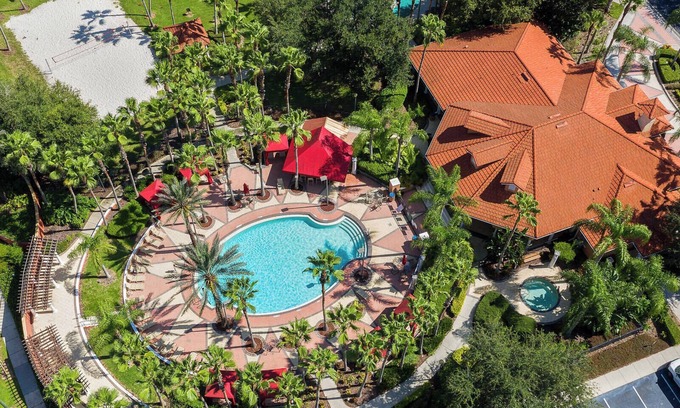 Solana House | Welcome to this Themed Home in Resort near Disney!