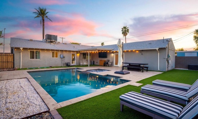 Cox Heights House | Welcoming 4-bedroom house with a Pool & Spa Near Old Town Scottsdale